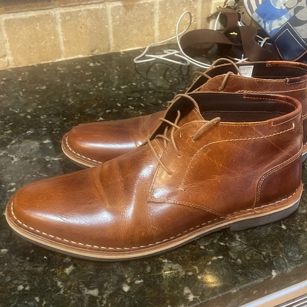 - Steve Madden Harken Leather brown Chukka Boots! 13